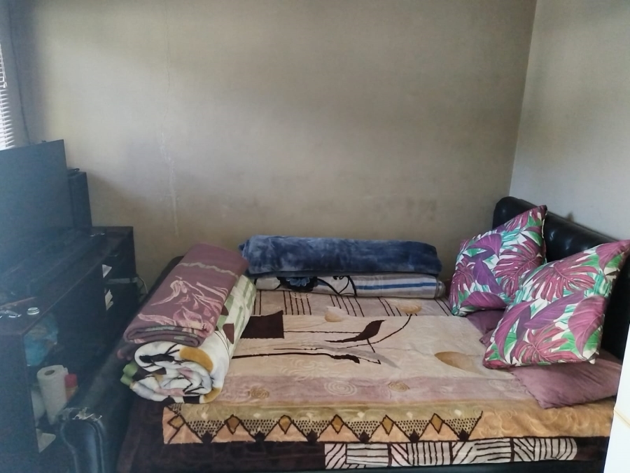2 Bedroom Property for Sale in Electric City Western Cape